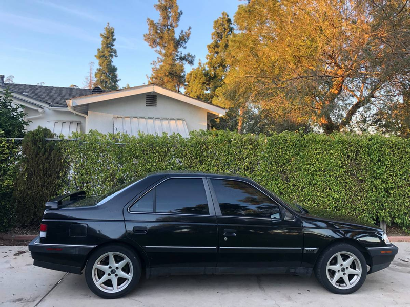 Illustration for article titled At $3,500, Could This 1989 Peugeot 405 Mi16 be the Quirkiest Daily Driver Deal There is?